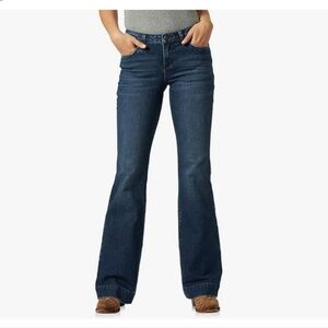 Wrangler boot cut jeans, size 9x36 (Long/Tall)